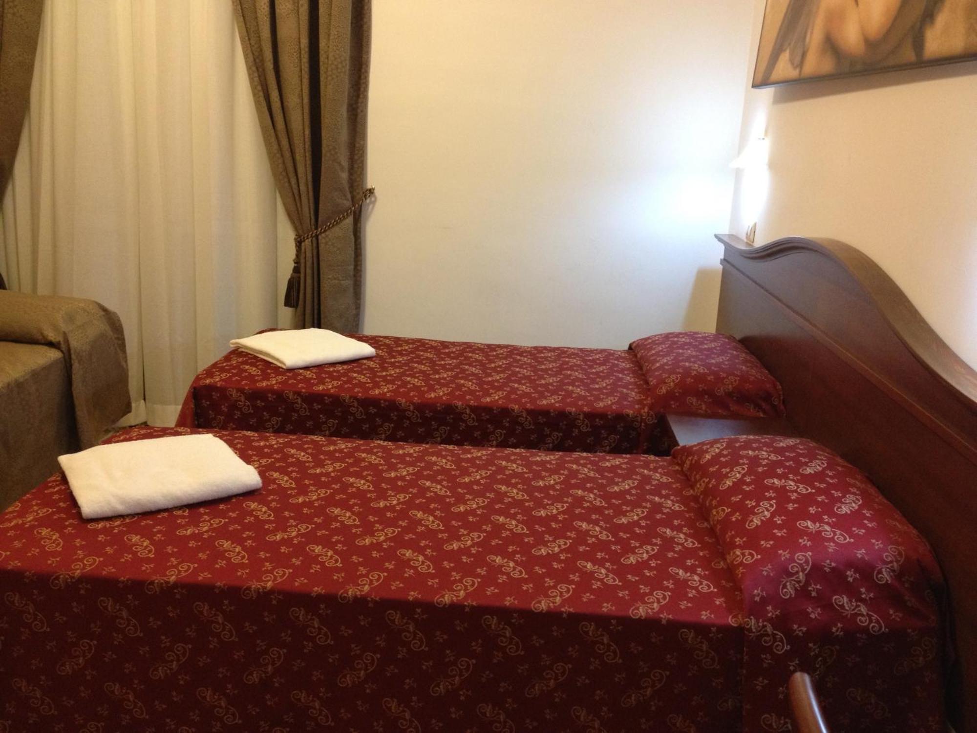 Guesthouse Alex II 로마 객실 사진