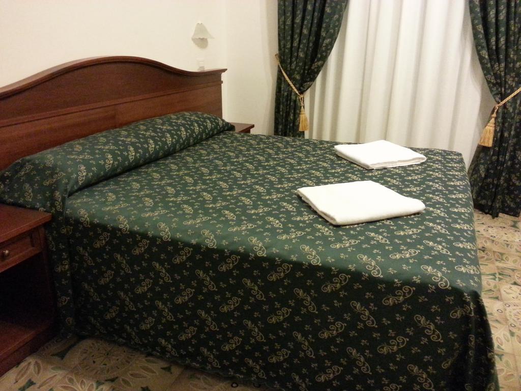 Guesthouse Alex II 로마 객실 사진