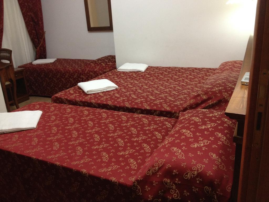 Guesthouse Alex II 로마 객실 사진