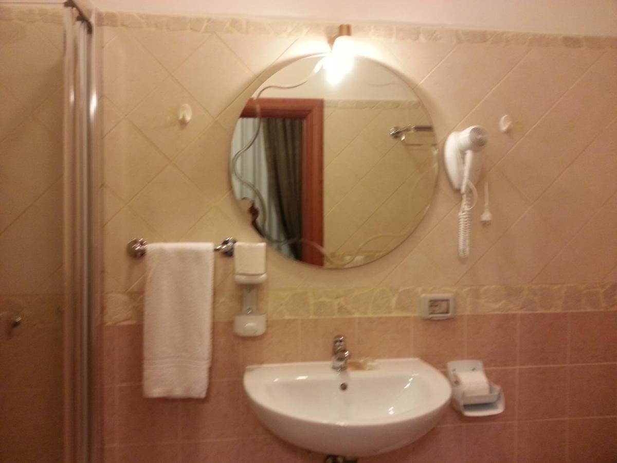 Guesthouse Alex II 로마 외부 사진